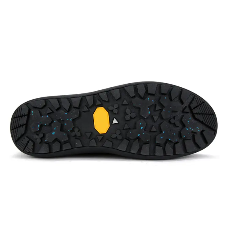 China Women Men Black Outdoor Shoes Adult Unisex Winter Warm Snow Shoes With Zip